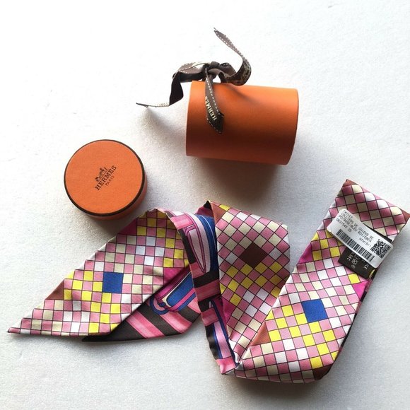 Hermes Twilly Colliers de Chiens Remix Rose Blau Silk France Luxury Box NWT - Picture 6 of 9